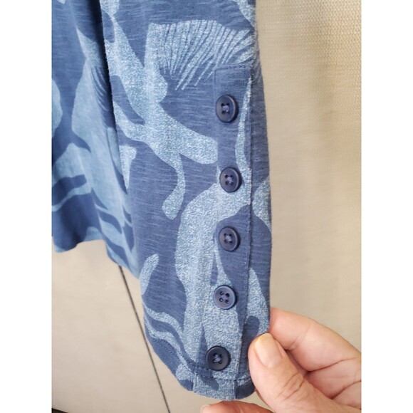 Chico's Cotton Blend Blue Abstract Print Button-Accent V-Neck Tunic Size 2 Large - Picture 3 of 7